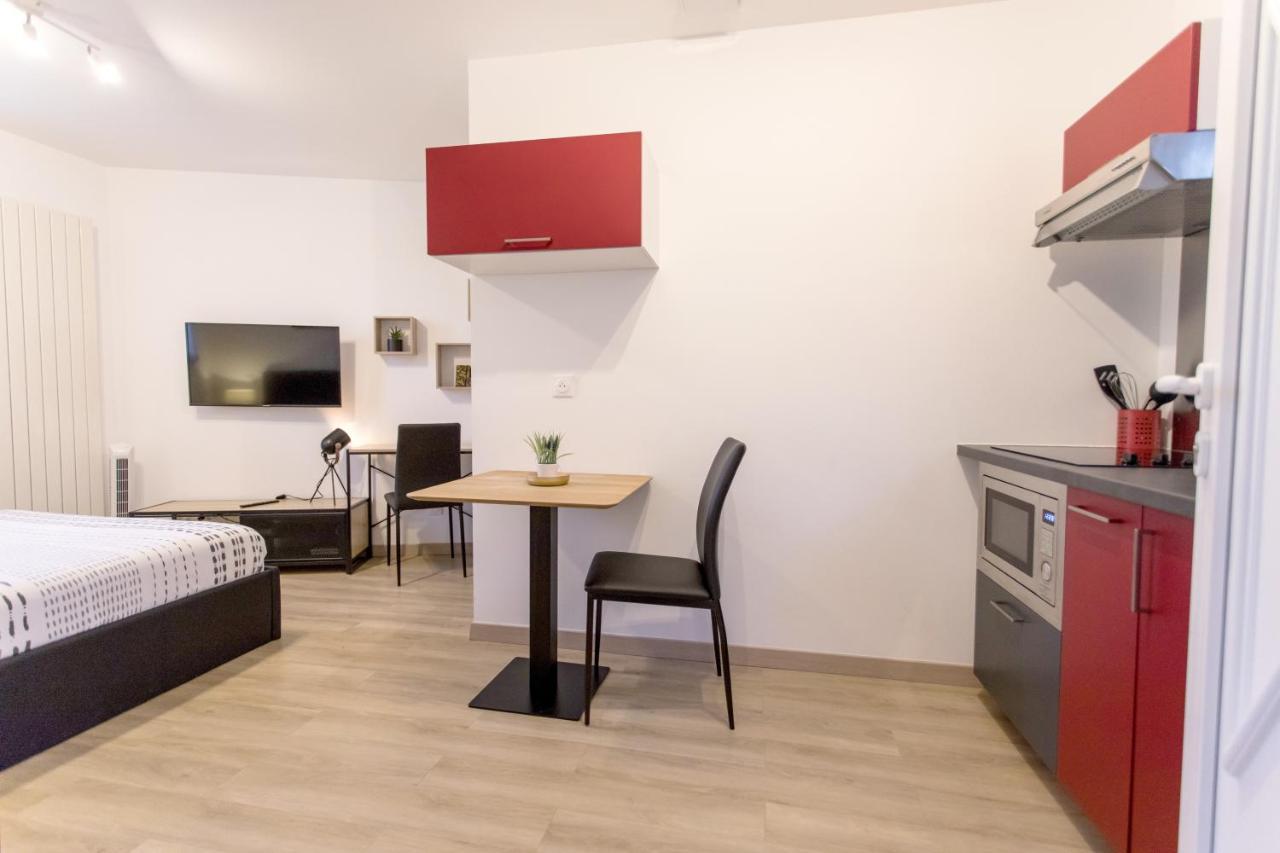 Le Brivet ☆ Hypercentre ☆ Parking ☆ Terrasse Apartment ปงต์ชาโต ภายนอก รูปภาพ